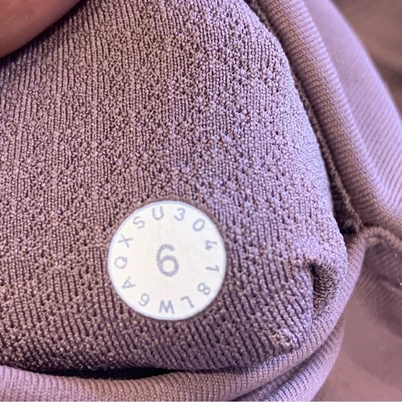 Lululemon Mesh In Motion Crop *23" Antique Bark Size 6 - Picture 8 of 10